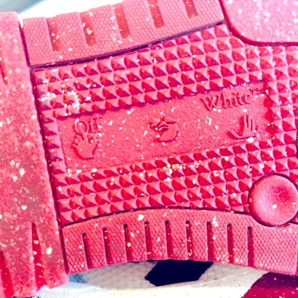 Off-White Sneakers in Cream and Burgundy - Picture 16 of 16